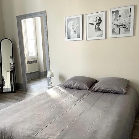 Francois Mitterrand Appartement Nevers Eksteriør bilde